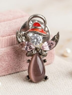 Sparkling Guardian Angel Red Hat Pin